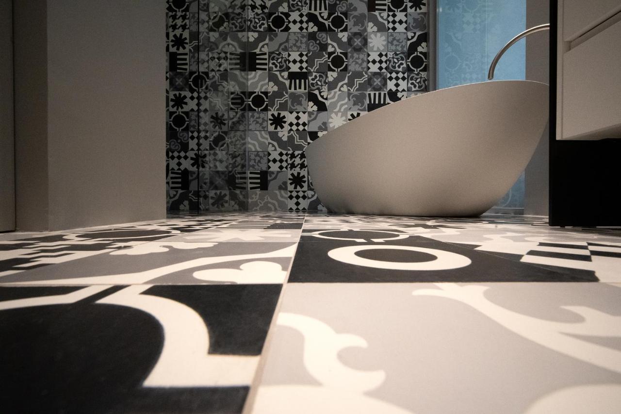Piccola Maesta' Boutique Rooms Чивитанова Марке Екстериор снимка